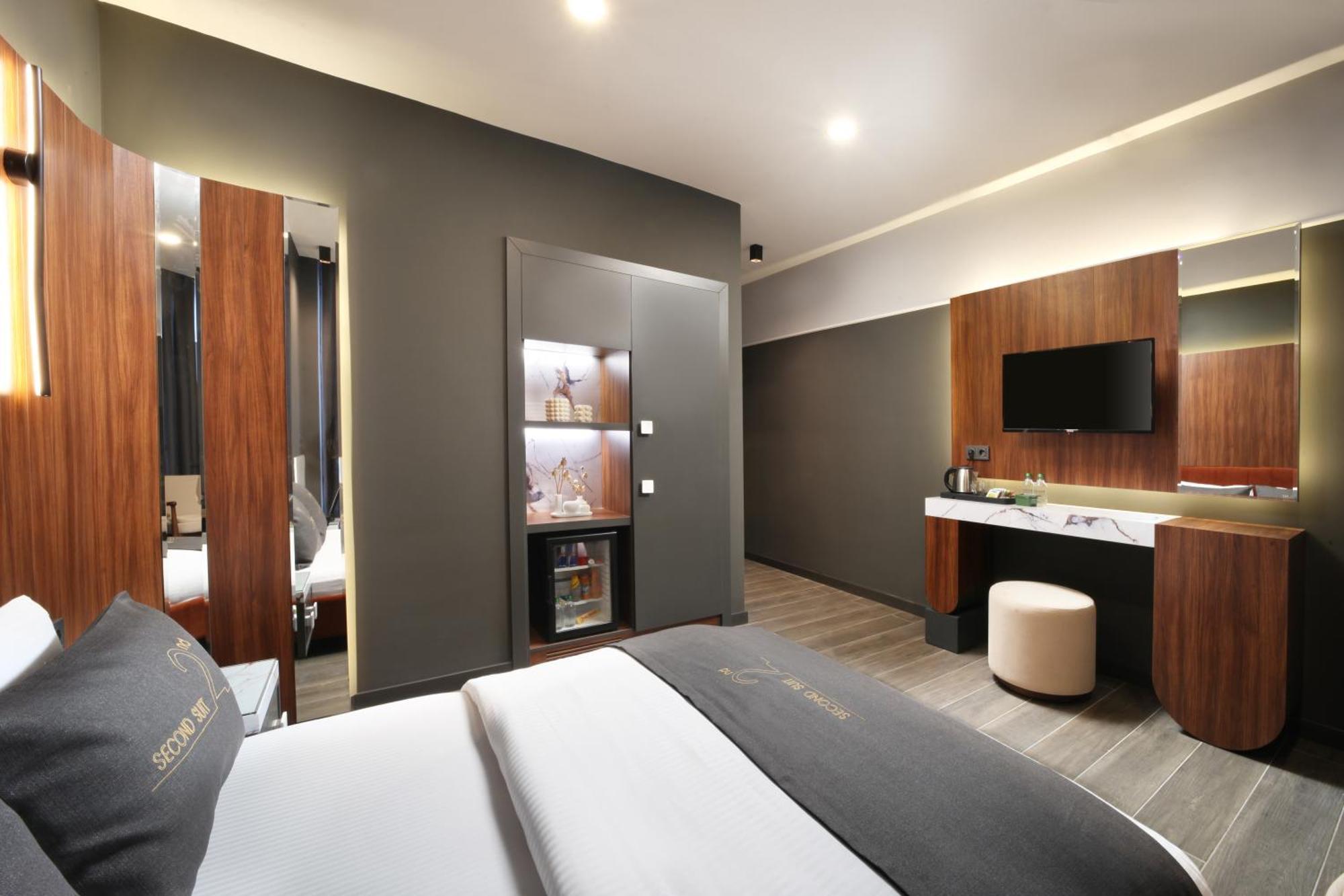 Second Otel